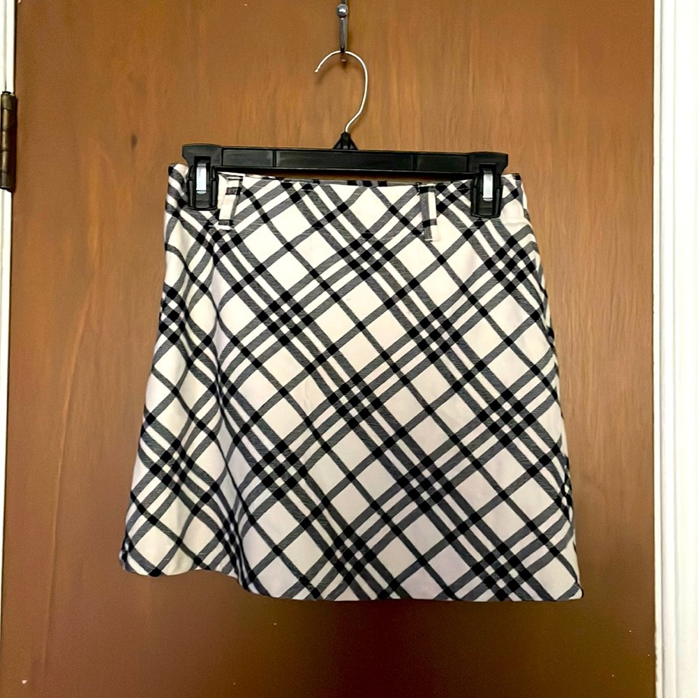 Old Navy Outlet plaid skirt